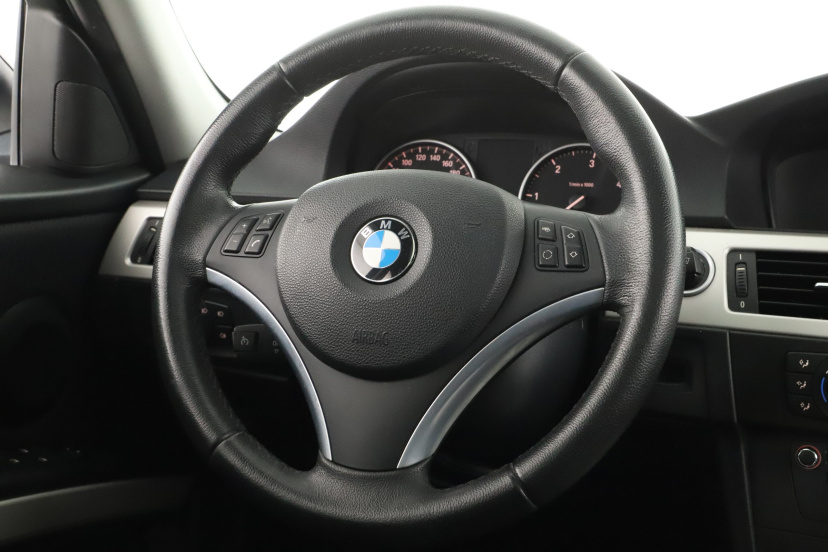BMW 3, 2012