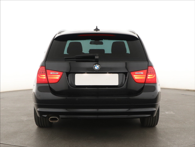 BMW 3, 2012