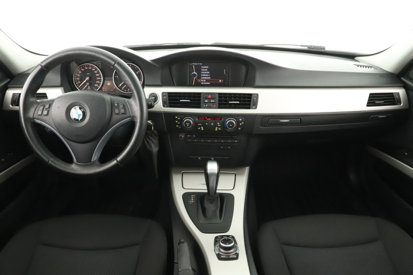 BMW 3, 2012