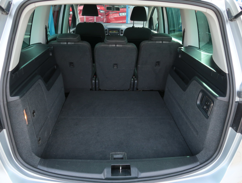 Volkswagen Sharan, 2012