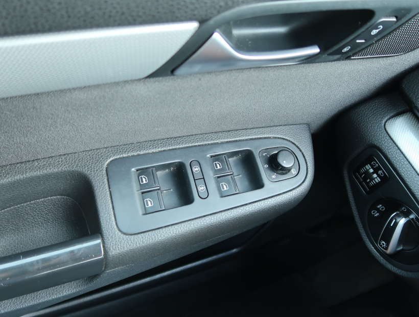 Volkswagen Sharan, 2012