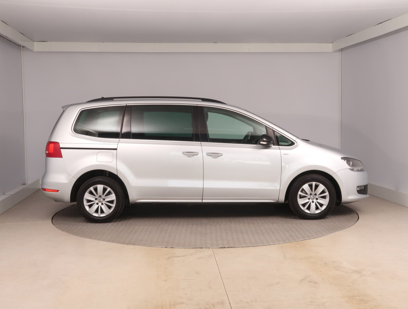 Volkswagen Sharan, 2012