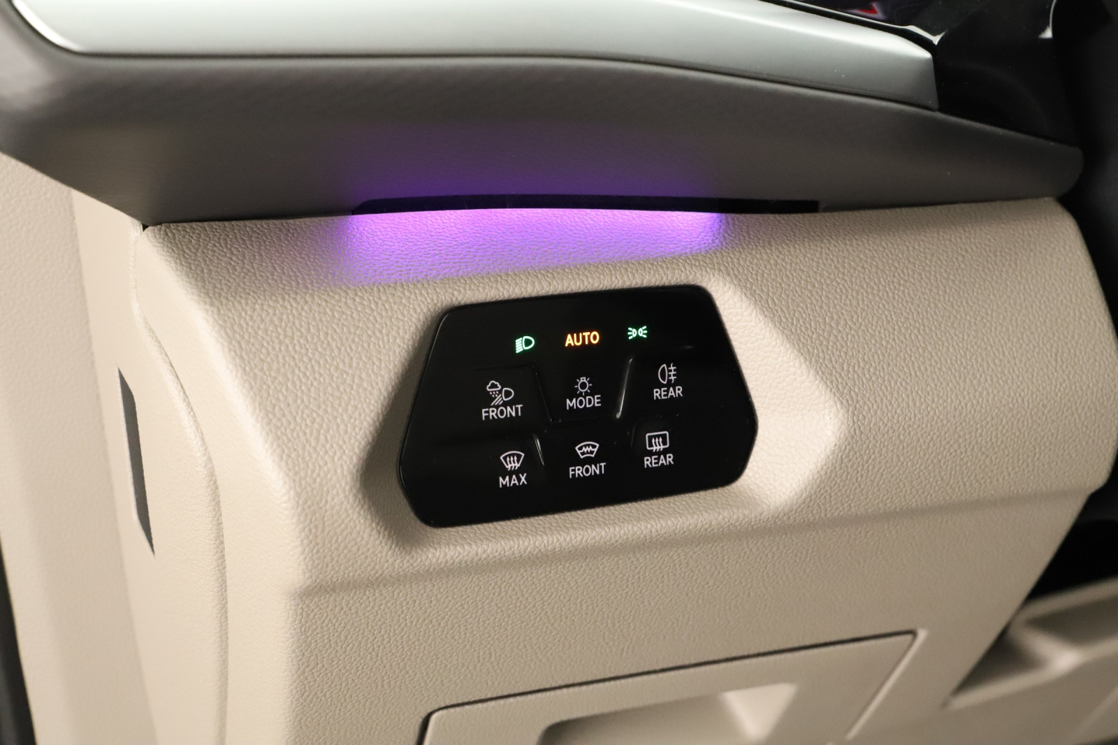 Volkswagen Multivan - 2025