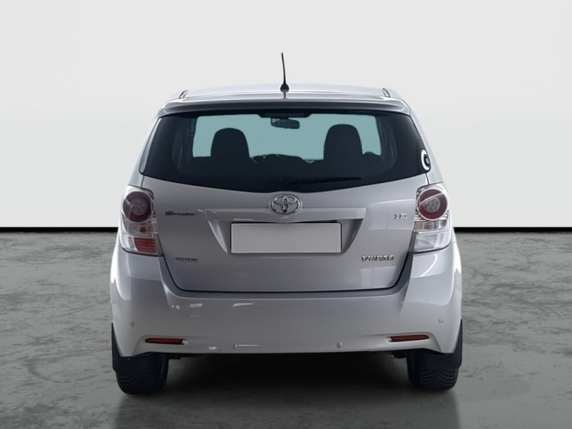 Toyota Verso, 2012