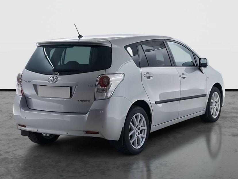 Toyota Verso, 2012