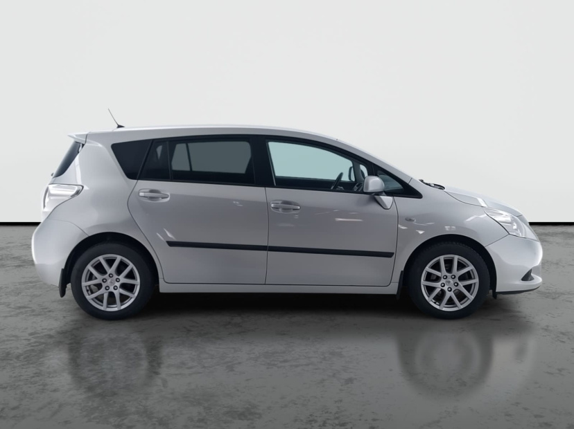 Toyota Verso, 2012