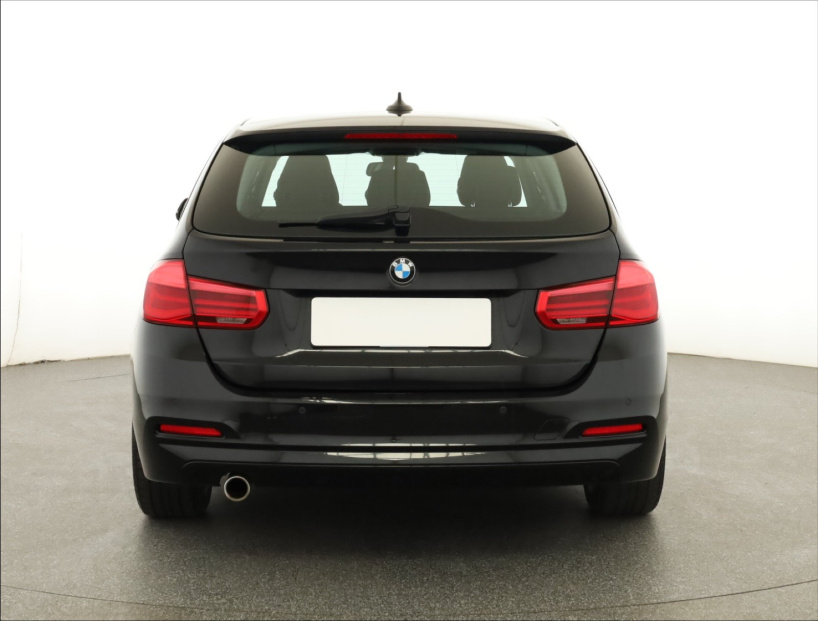 BMW 3, 2017