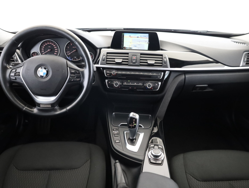 BMW 3, 2017