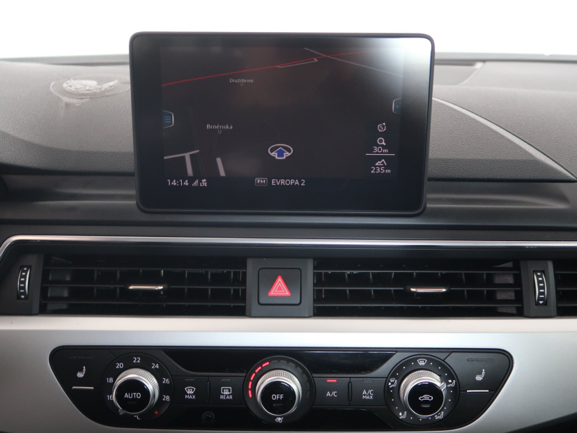 Audi A4, 2016