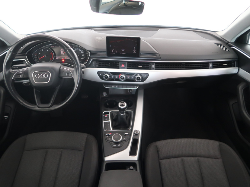 Audi A4, 2016