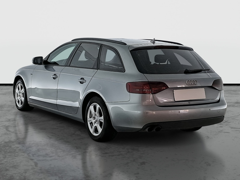 Audi A4, 2010