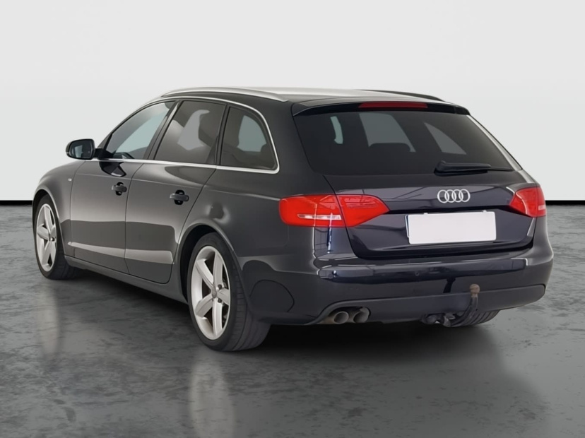 Audi A4, 2010