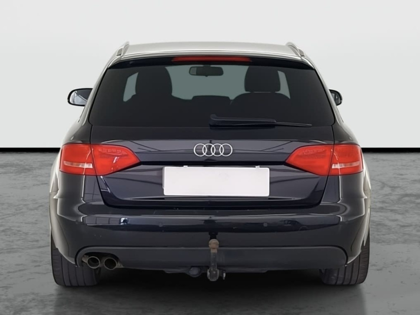 Audi A4, 2010