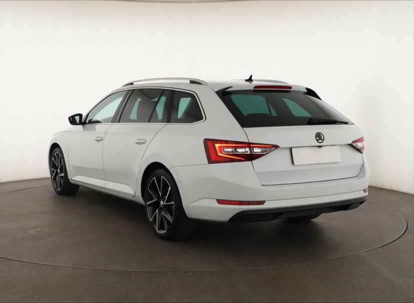 Škoda Superb, 2016