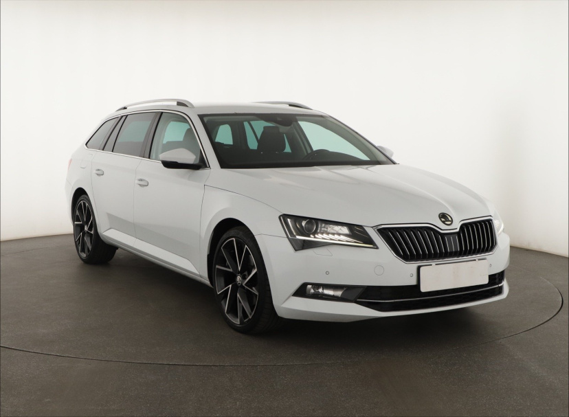 Škoda Superb, 2016