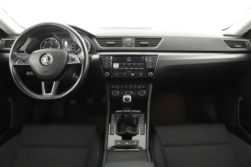 Škoda Superb, 2016