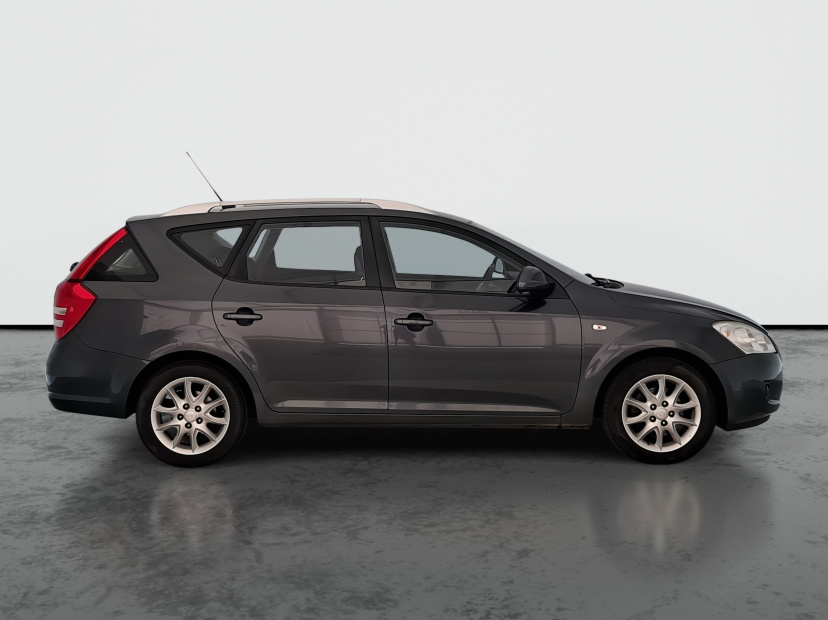 Kia Ceed, 2010