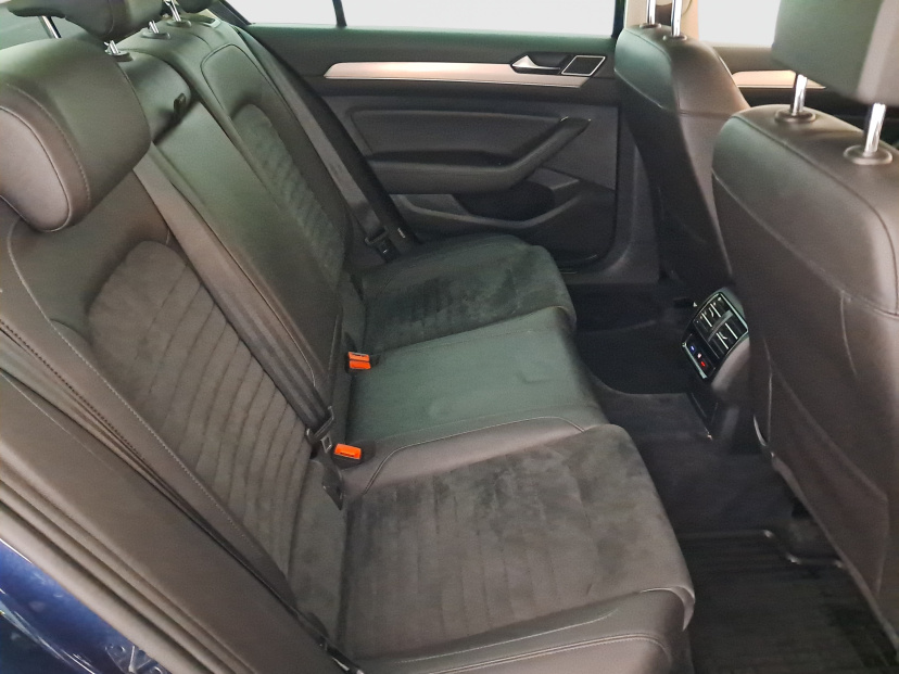 Volkswagen Passat, 2015