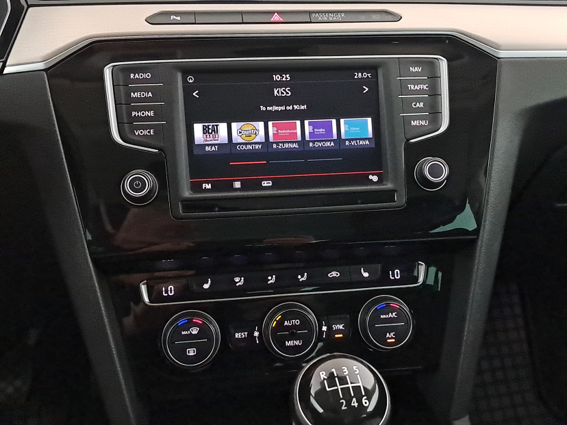 Volkswagen Passat, 2015