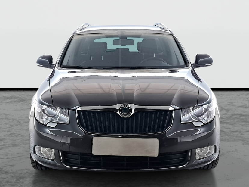 Škoda Superb, 2011