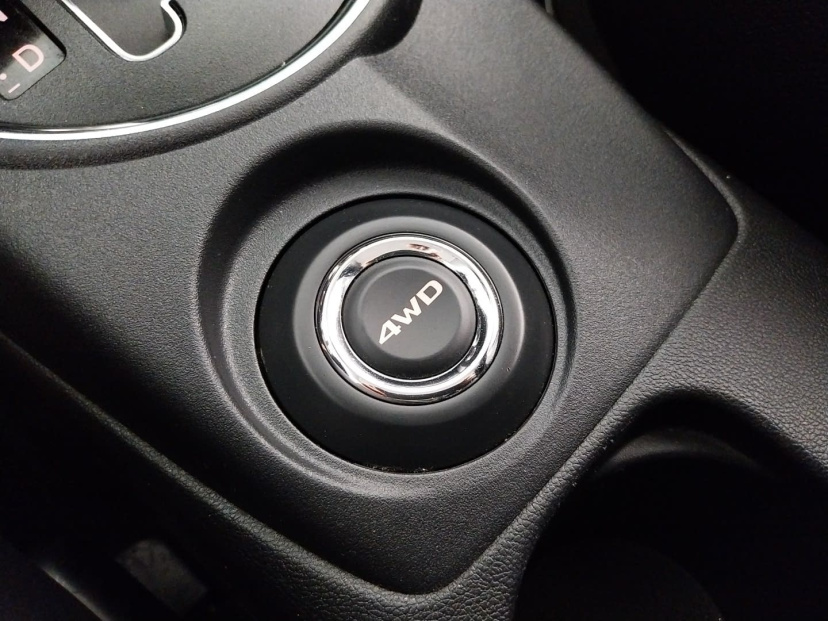 Mitsubishi ASX, 2016