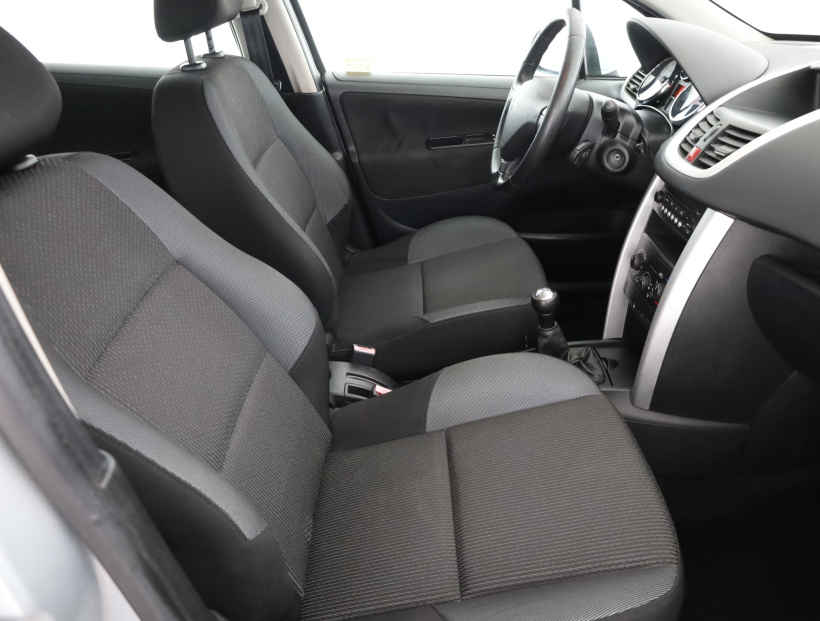 Peugeot 207, 2011