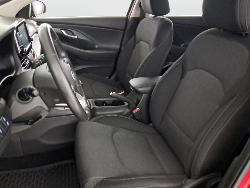 Hyundai i30, 2021