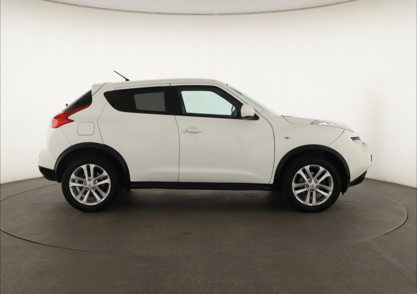 Nissan Juke, 2012