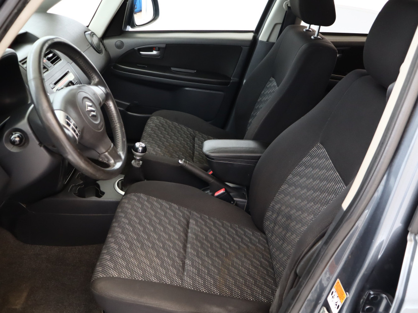 Suzuki SX4, 2009