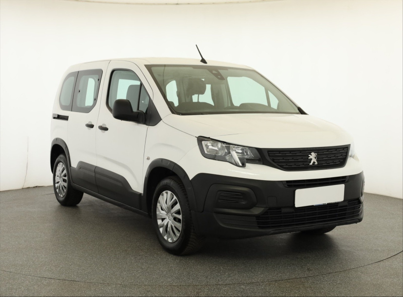 Peugeot Rifter, 2020