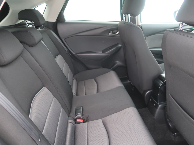 Mazda CX-3, 2016
