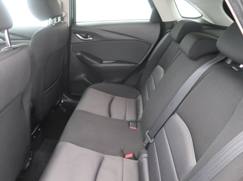 Mazda CX-3, 2016