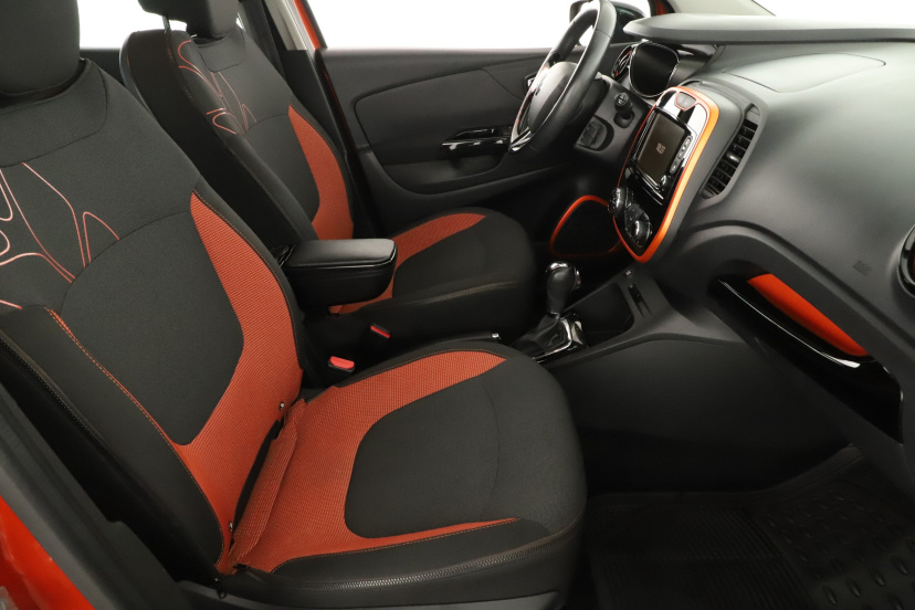 Renault Captur, 2013