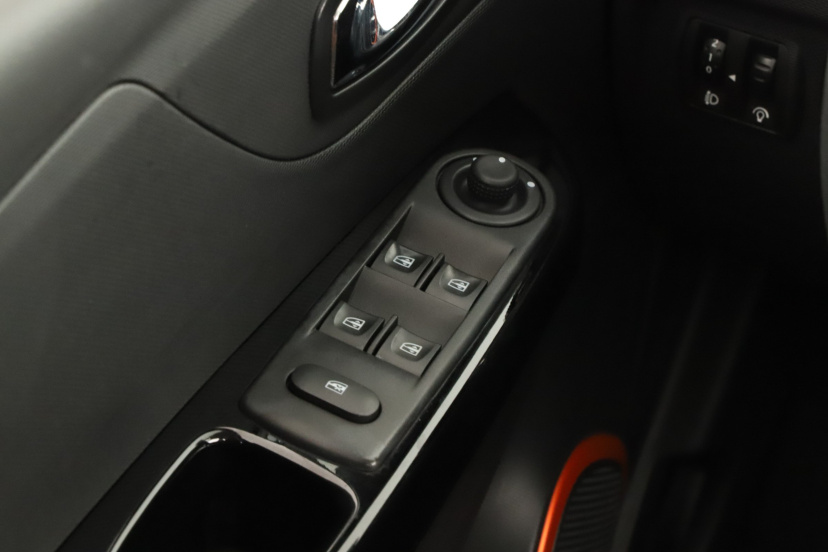 Renault Captur, 2013