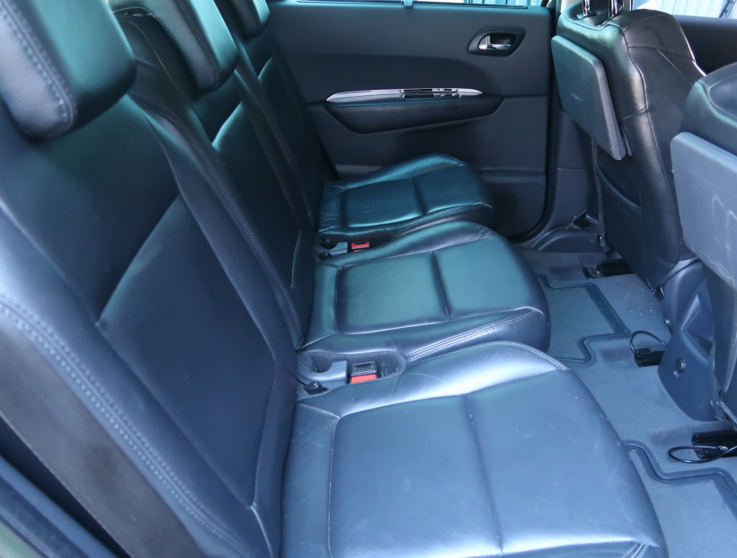 Peugeot 5008, 2012