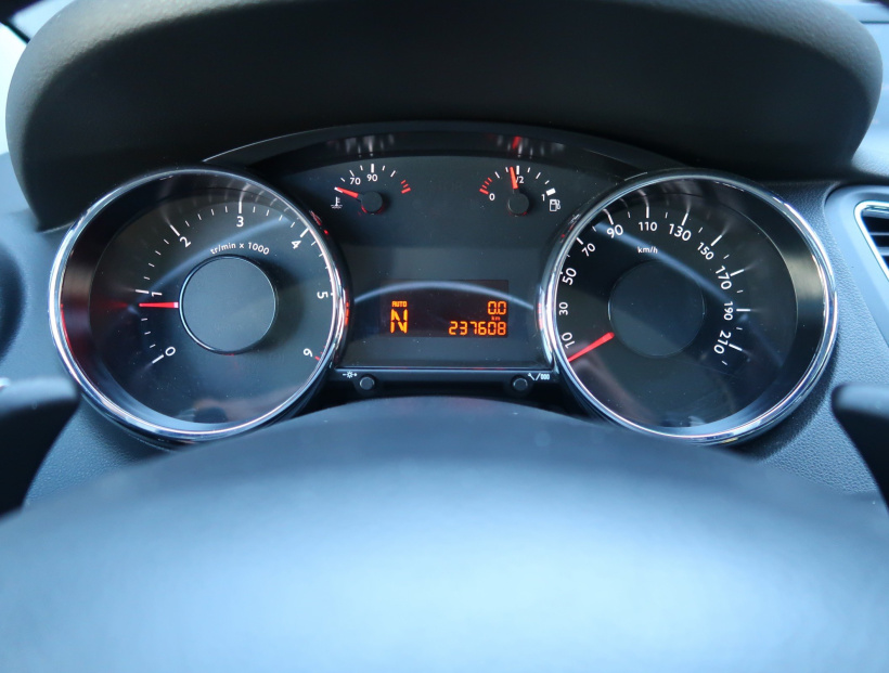 Peugeot 5008, 2012