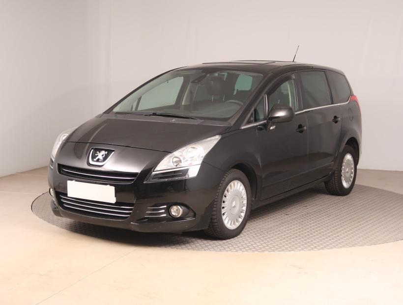 Peugeot 5008, 2012
