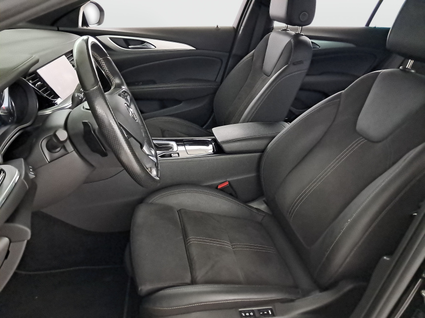 Opel Insignia, 2021