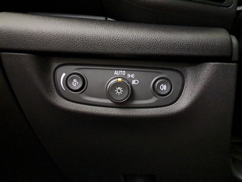 Opel Insignia, 2021