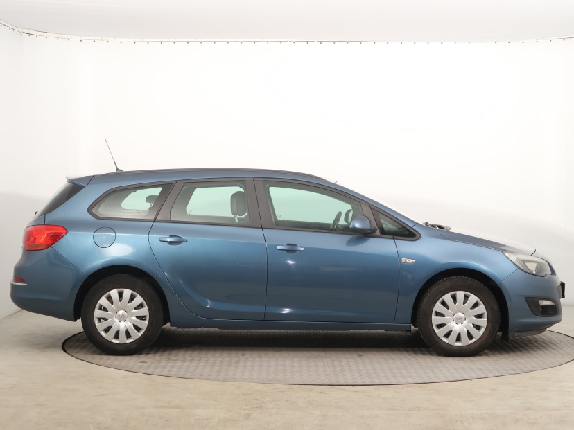 Opel Astra, 2015