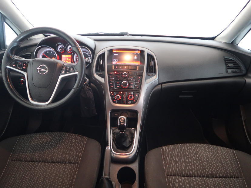 Opel Astra, 2015