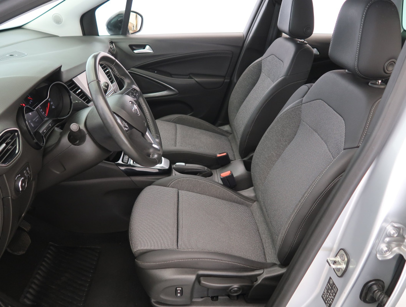 Opel Crossland, 2023