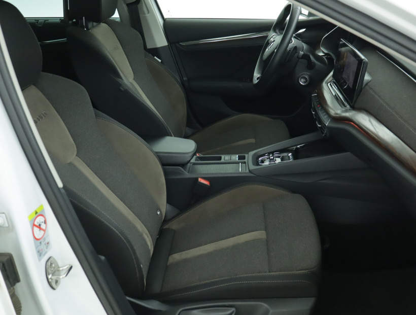 Škoda Octavia Scout, 2022