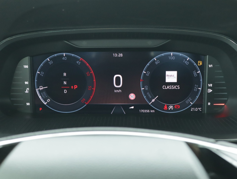 Škoda Octavia Scout, 2022