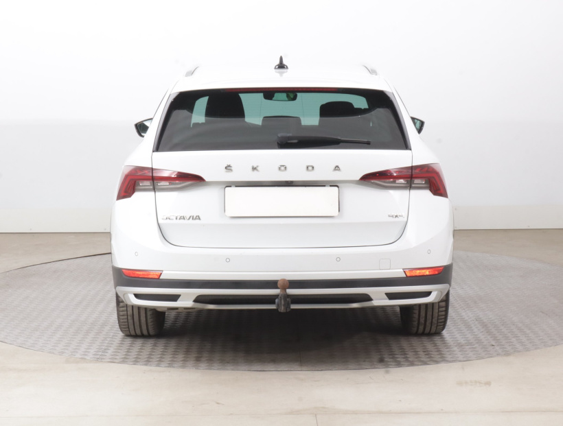 Škoda Octavia Scout, 2022
