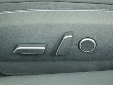Tesla Model 3 - 2023
