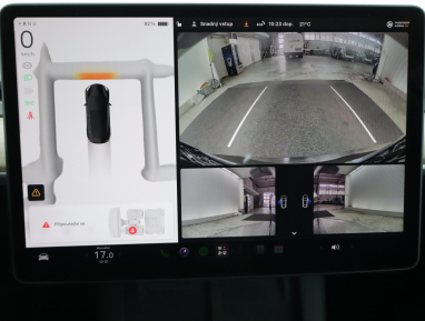 Tesla Model 3 - 2023