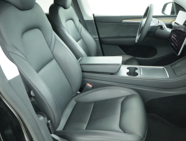 Tesla Model Y - 2023