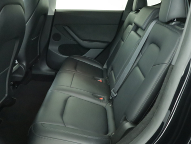 Tesla Model Y - 2023