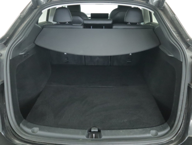 Tesla Model Y - 2023